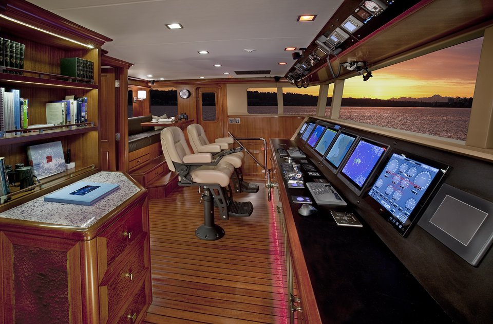 Helm Seats And Luxury Boat Chairs STIDD Ergonomic Marine Seating